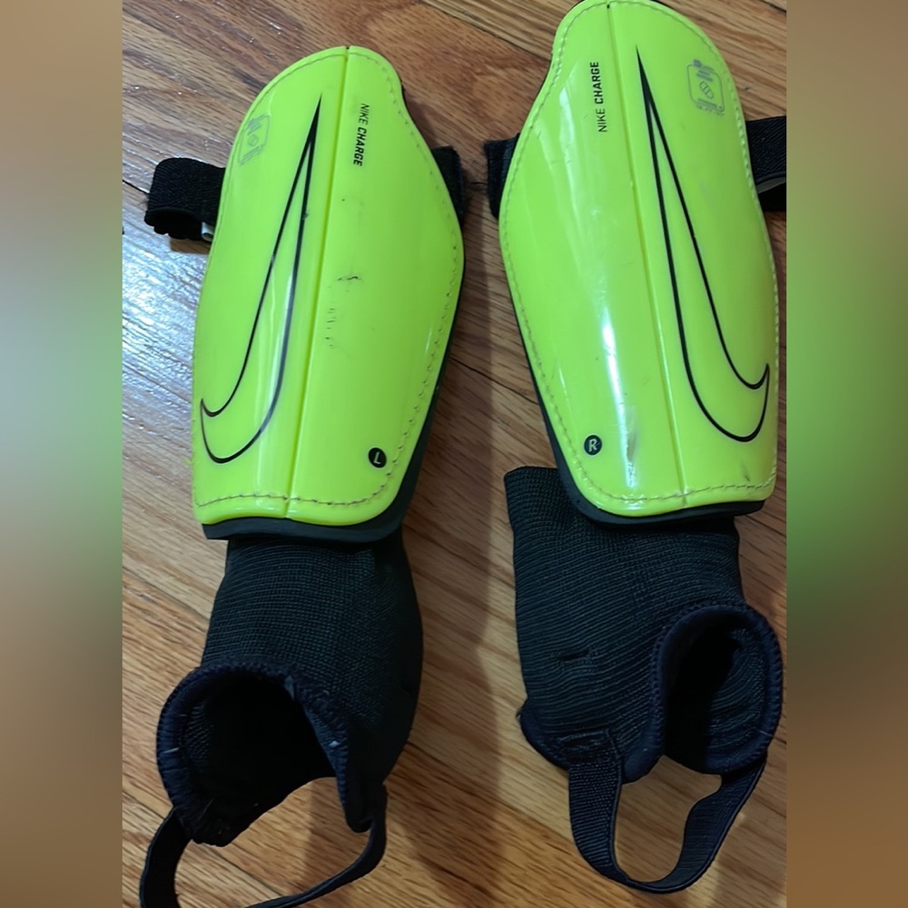 Soccer kids shin guards
